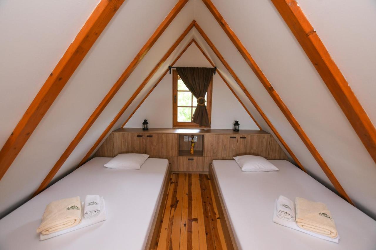 Brvnara Vila Promaja クラドヴォ エクステリア 写真